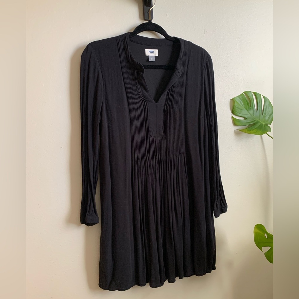 black long shirt/tunic